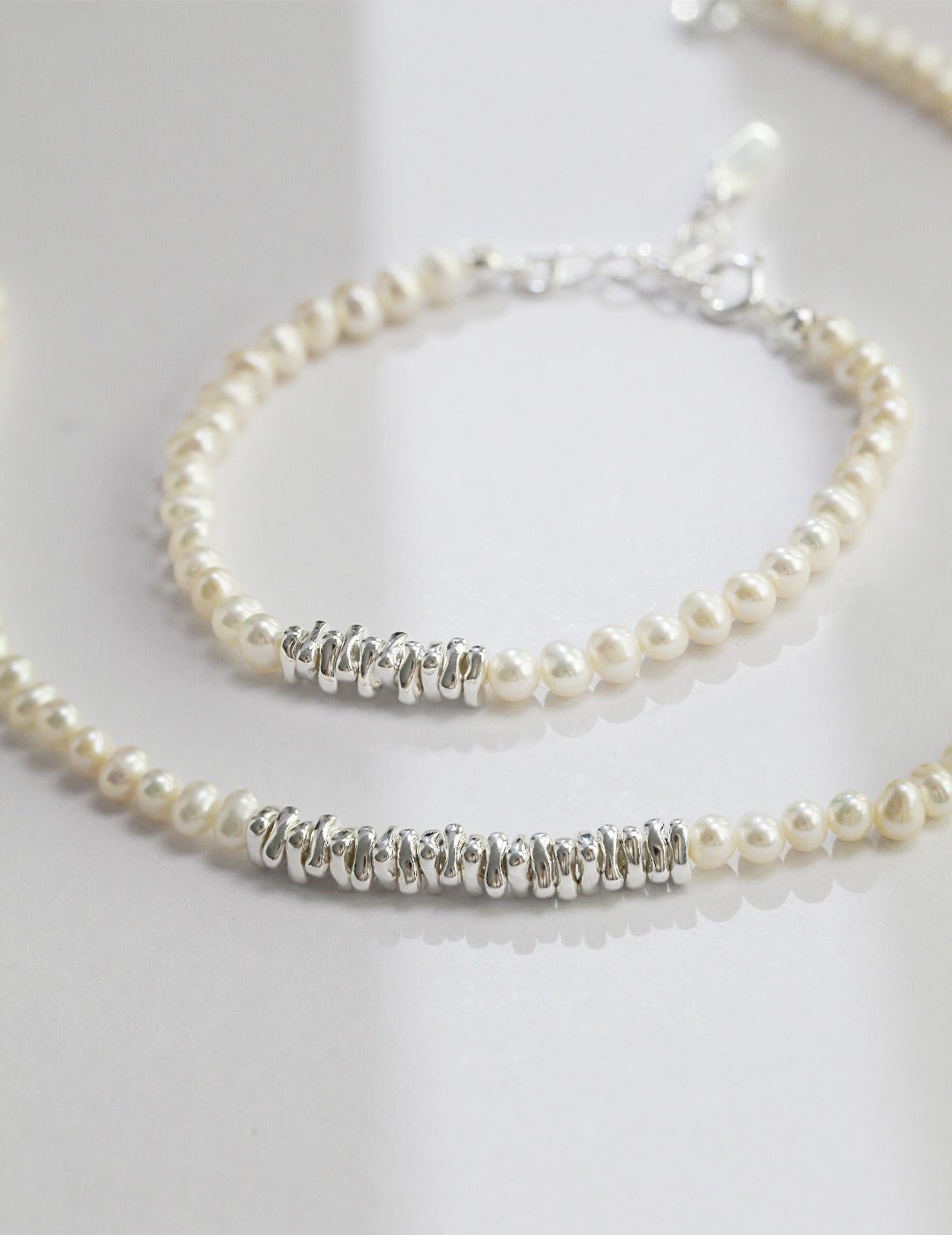 Resilient Necklace